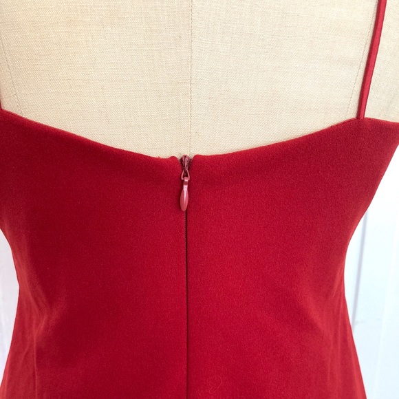 Little red dress - Picture 4 of 5